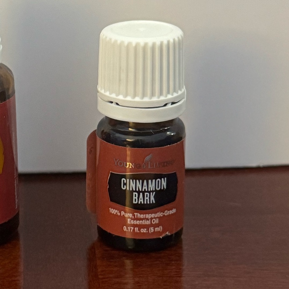 Young Living Cinnamon Bark Essential Oil with White Cap